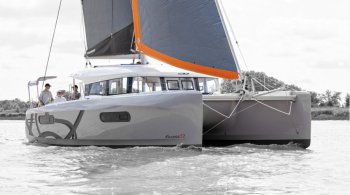 03-Excess-12-sailing-3.jpg